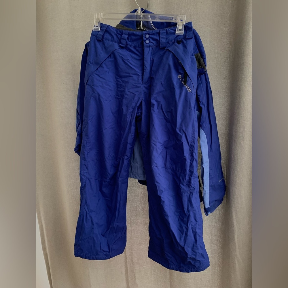 Columbia Snow suit (like new)